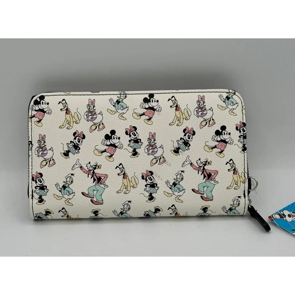 Disney and Friends Character Wristlet Wallet White  Mickey Minnie Mouse NEW